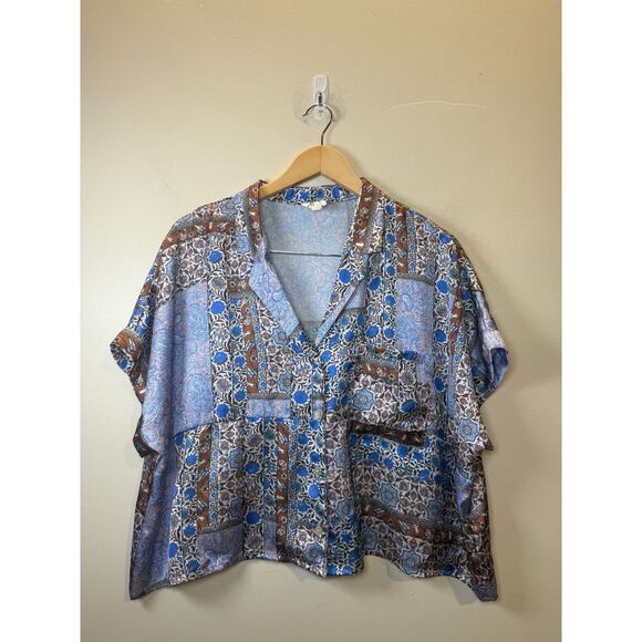 DRA Los Angeles Blouse Women's Size Small Abstract Print Short Sleeve - Picture 1 of 6